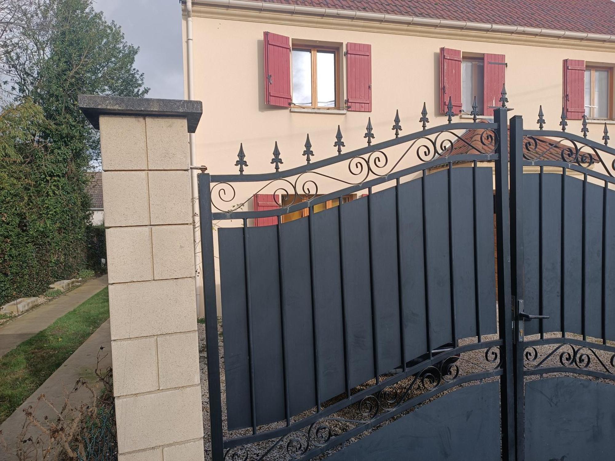 Maison Cheptainville Avec Terrasse Sur Verdure 外观 照片